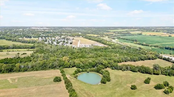S Roosevelt ST, Spring Hill, KS 66083