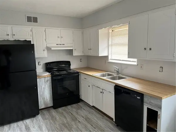 7801 Leavenworth RD, Kansas City, KS 66109
