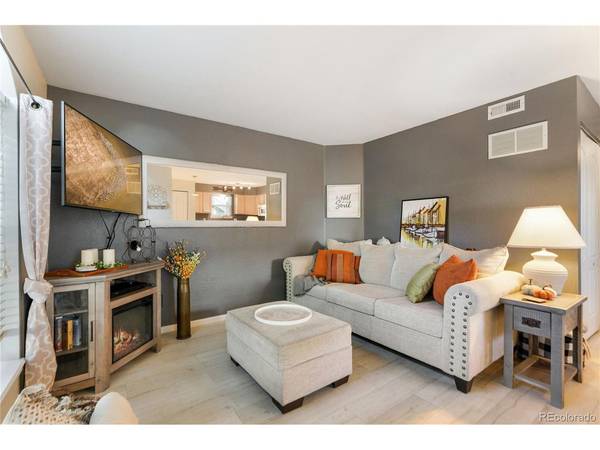 1638 S Deframe #A1, Lakewood, CO 80228