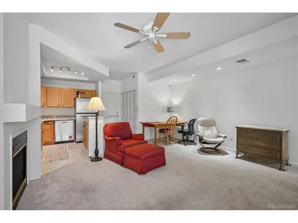 2862 W Centennial #B, Littleton, CO 80123