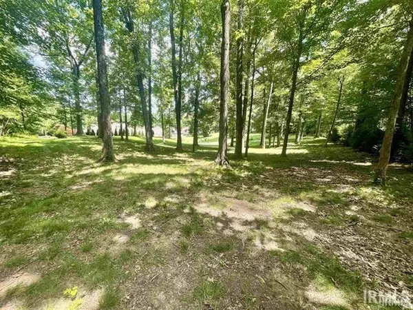 435 Mannington CT, Evansville, IN 47711