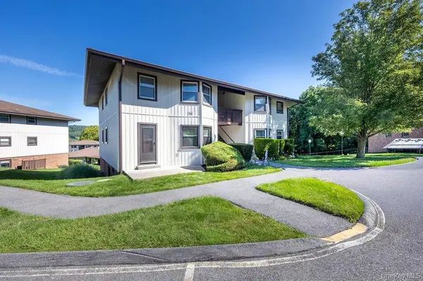 16D Essex PL, Jefferson Valley, NY 10598