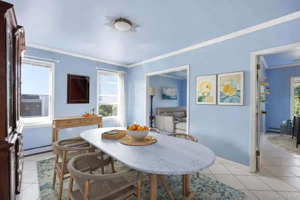 21-08 Ditmars BLVD, Astoria, NY 11105