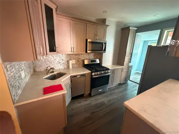 27 Stephens CT #1F, Brooklyn, NY 11226