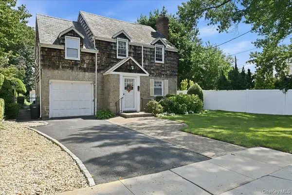15 May CT, Rockville Centre, NY 11570