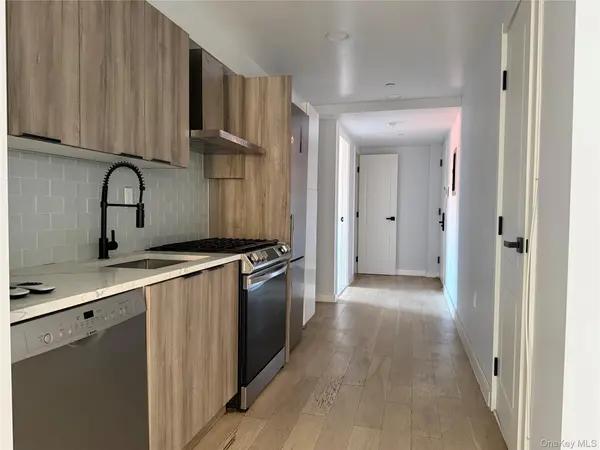 37-32 89 ST #4D, Jackson Heights, NY 11372