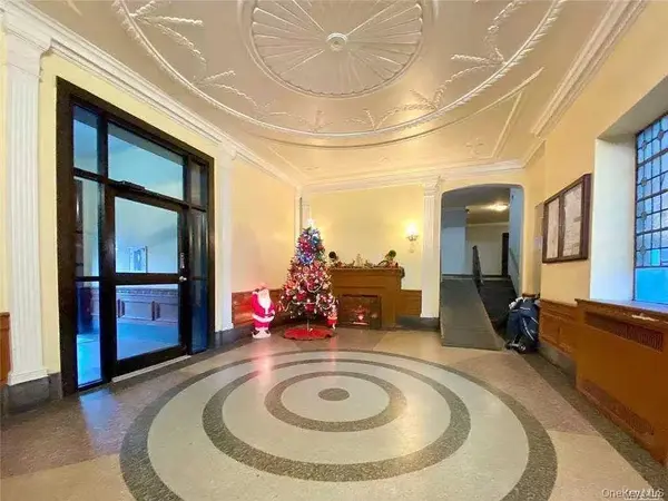 40-35 Ithaca ST #3D, Elmhurst, NY 11373