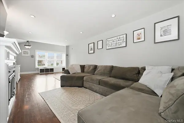 1090 Webber AVE, South Hempstead, NY 11550