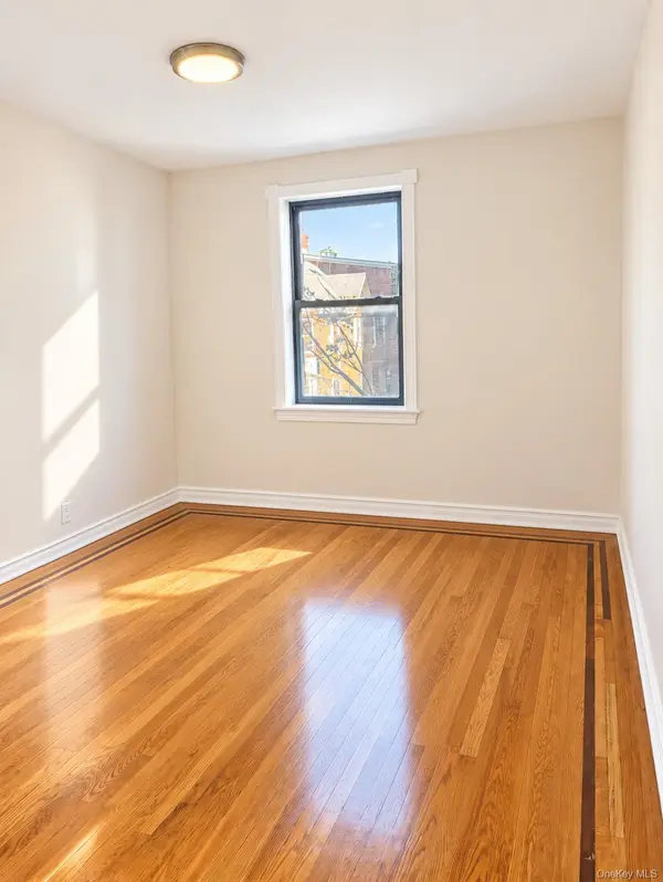 35-64 89th ST, Jackson Heights, NY 11372