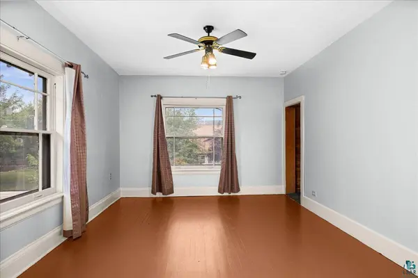 964 87th Ave W, Duluth, MN 55808