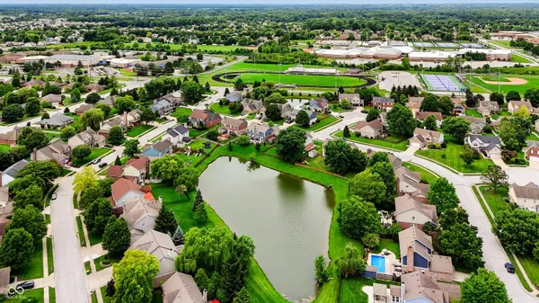 1049 Statesman DR, Brownsburg, IN 46112