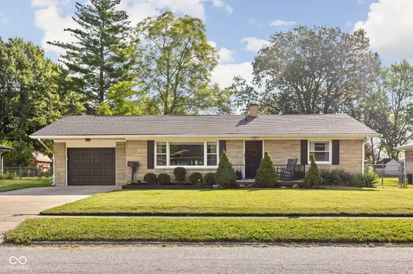 333 Brookside LN, Plainfield, IN 46168