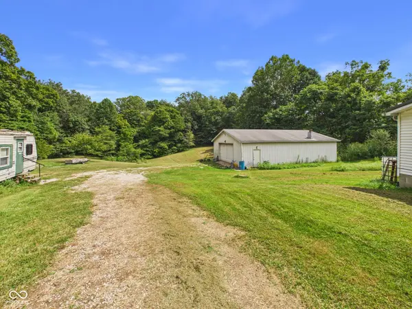 11187 Tuggle RD, Laurel, IN 47024