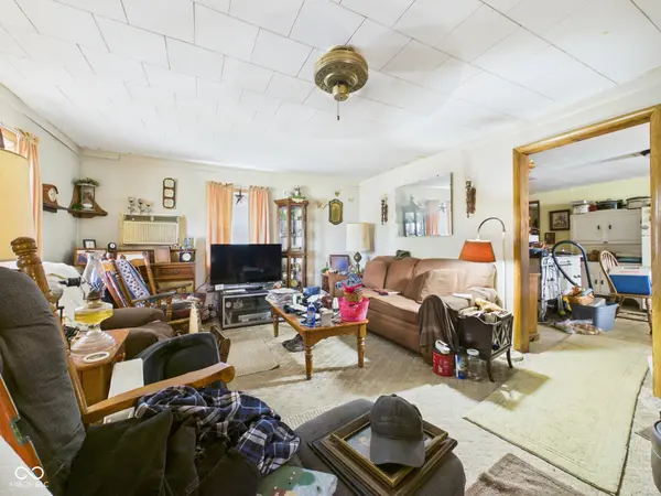 11187 Tuggle RD, Laurel, IN 47024