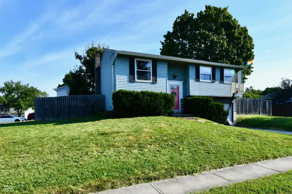 5302 Brazos DR, Indianapolis, IN 46237