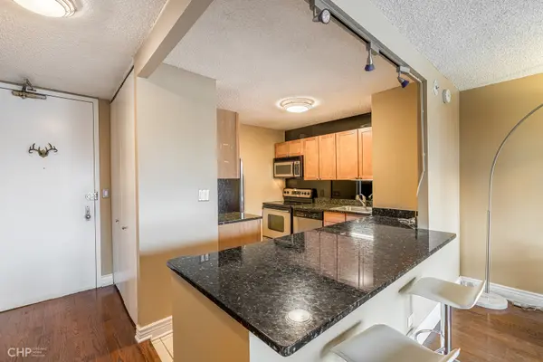 30 E Huron ST #3003, Chicago, IL 60611