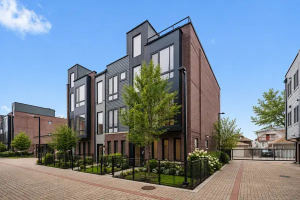 4250 W Belmont AVE #6, Chicago, IL 60641