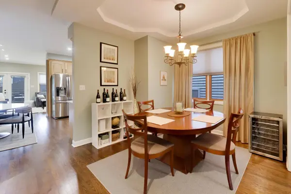 3242 N Leavitt ST, Chicago, IL 60618