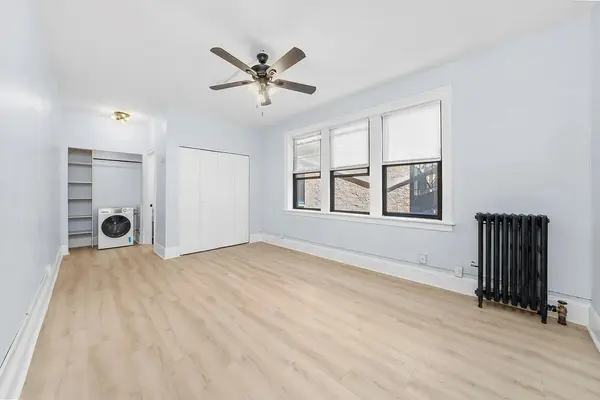 5135 S blackstone AVE #206, Chicago, IL 60615