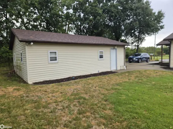 799 W Garfield ST, Centerville, IA 52544