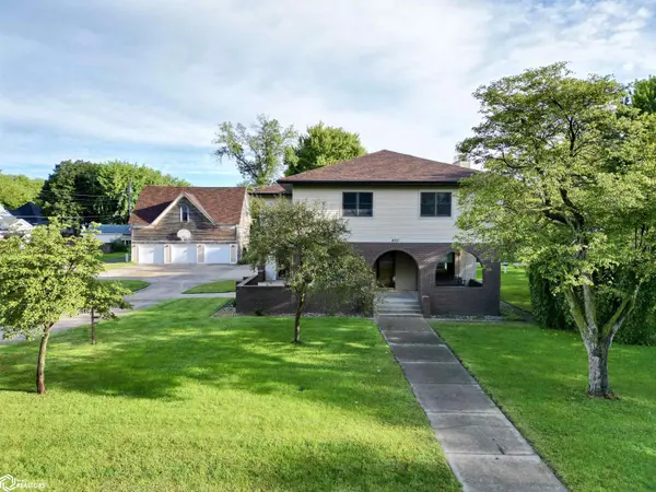 430 E 3rd ST, Glidden, IA 51443
