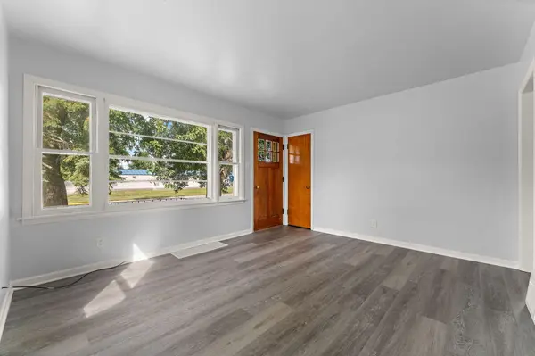 6823 Columbia Avenue, Hammond, IN 46324