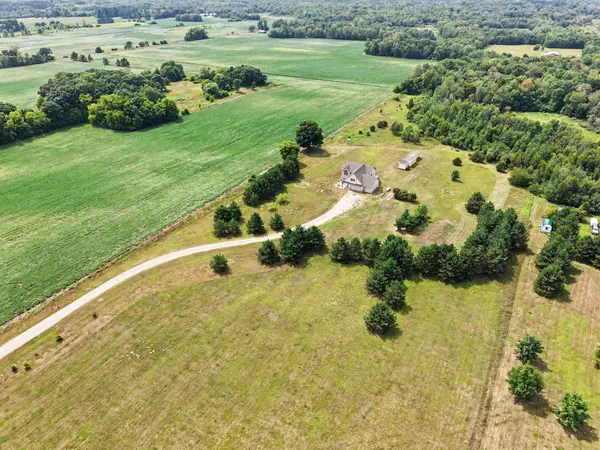 35824 Lincoln RD, North Branch, MN 55056