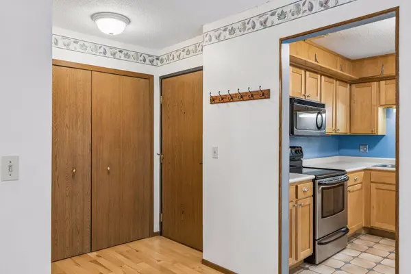 1573 Cohansey ST #204, Saint Paul, MN 55117
