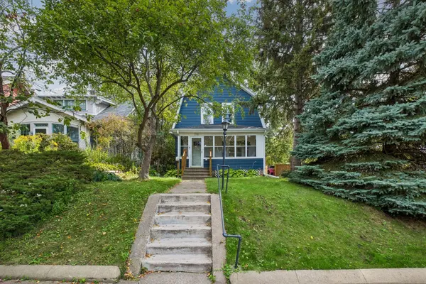 2116 Berkeley AVE, Saint Paul, MN 55105