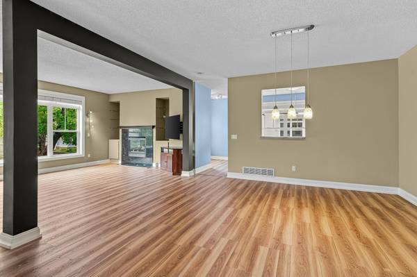 416 Duke ST, Saint Paul, MN 55102