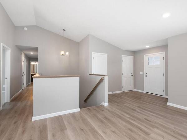 440 Prairie View DR, Cologne, MN 55322
