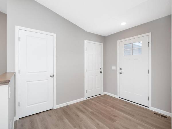 440 Prairie View DR, Cologne, MN 55322