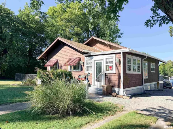 213 W VIENNA ST, Anna, IL 62906