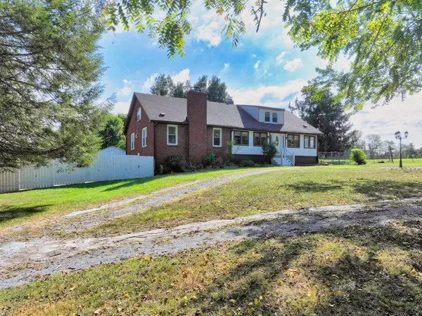 199 TGT Rd, Portland, TN 37148