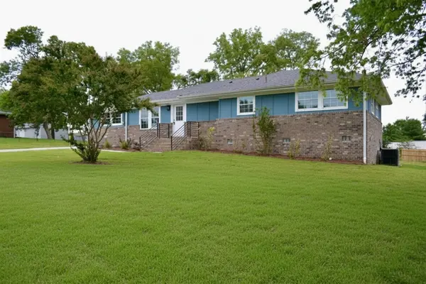 108 Jennings Dr, Hendersonville, TN 37075