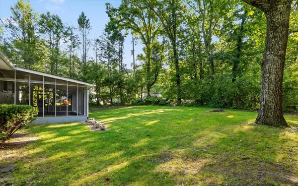 1014 Signal Road, Signal Mountain, TN 37377