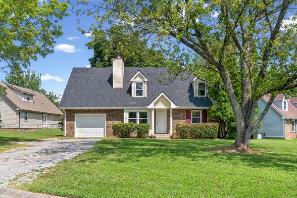 805 Benwood Dr, Clarksville, TN 37042