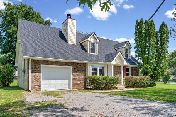 805 Benwood Dr, Clarksville, TN 37042