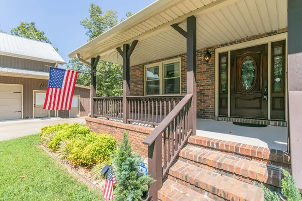 1981 Highway 100, Centerville, TN 37033