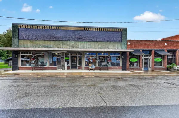30 S 1st St, Rockford, WA 99030