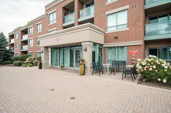 60 Via Rosedale N/A #316, Brampton, ON L6P 3X6