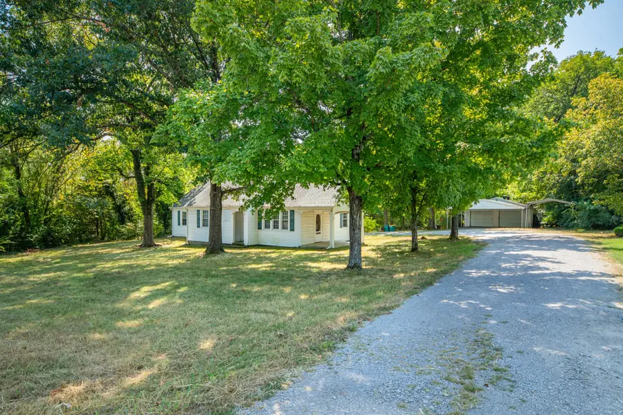 917 W Commerce St, Lewisburg, TN 37091