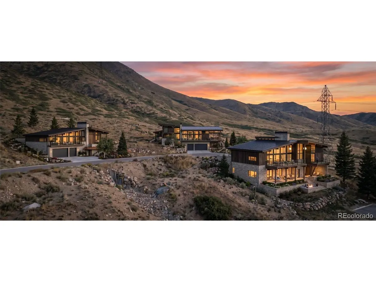852 Shelton, Golden, CO 80401