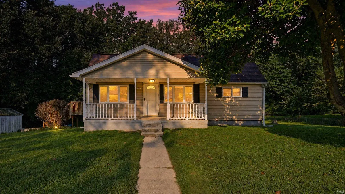 427 N 20th ST, New Castle, IN 47362-3831