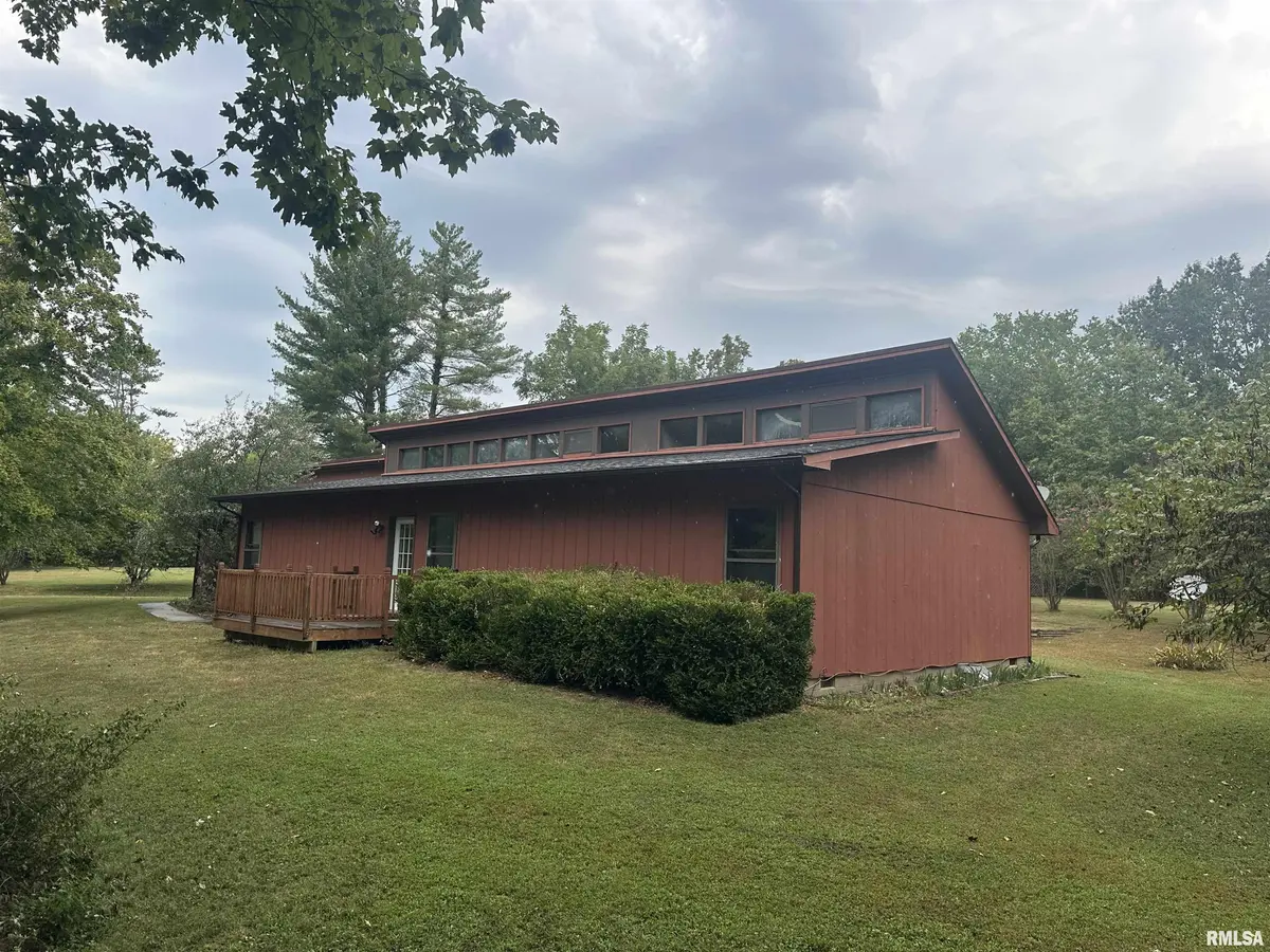 89 DOGWOOD RD, Murphysboro, IL 62966