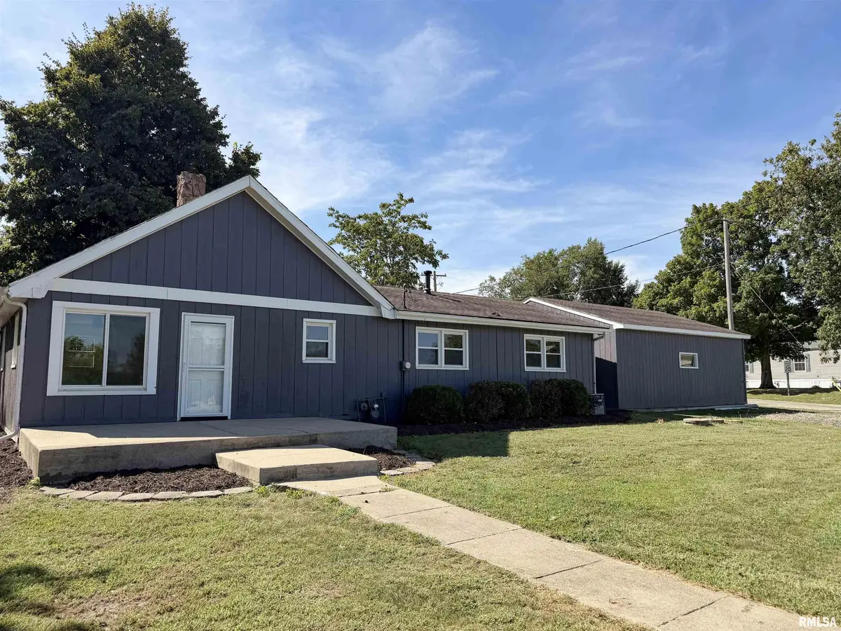 301 PARK ST, Kappa, IL 61738