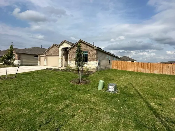 100 River Rise RD, Kyle, TX 78640