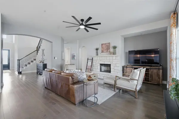 324 Stoney Point RD, Austin, TX 78737