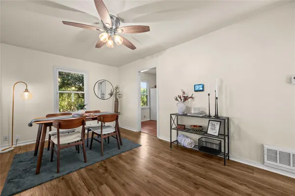 140 E 15th Ave, Belton, TX 76513