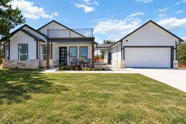 123 Zacate ST, Elgin, TX 78621